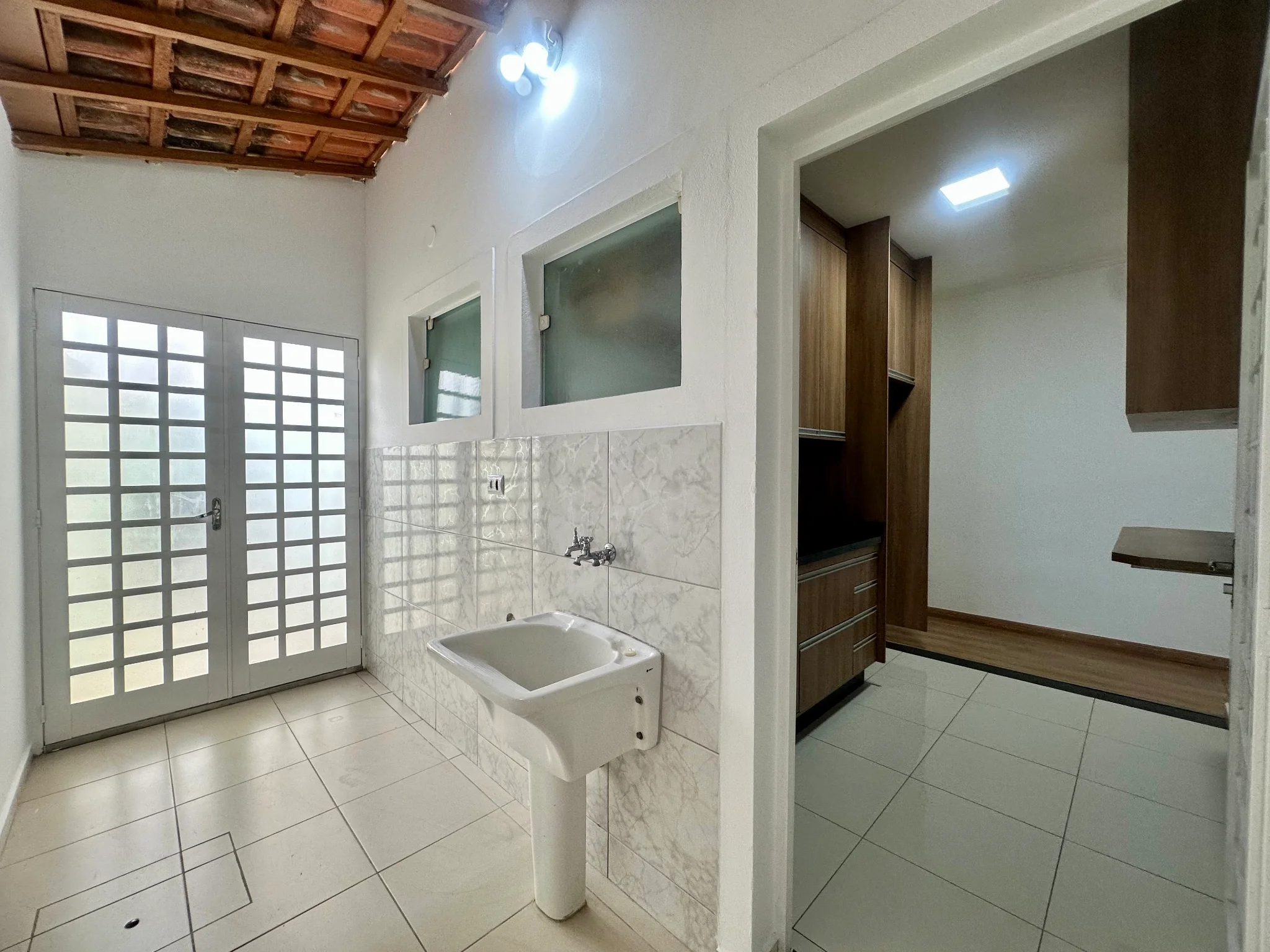 Casa para venda e locação no Condominio Vila Verde em Taubaté/SP. 