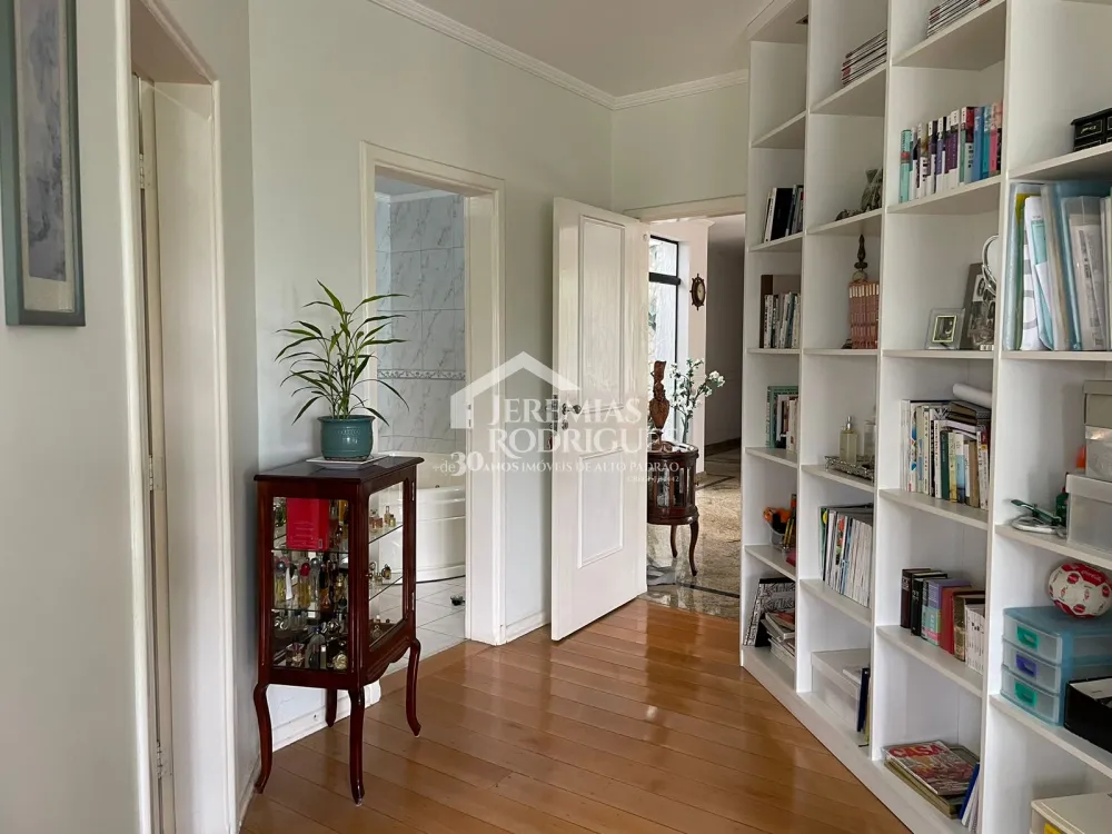 Casa com 6 suítes, 575 m² - Condomínio Quinta das Flores - São José dos Campos/SP.