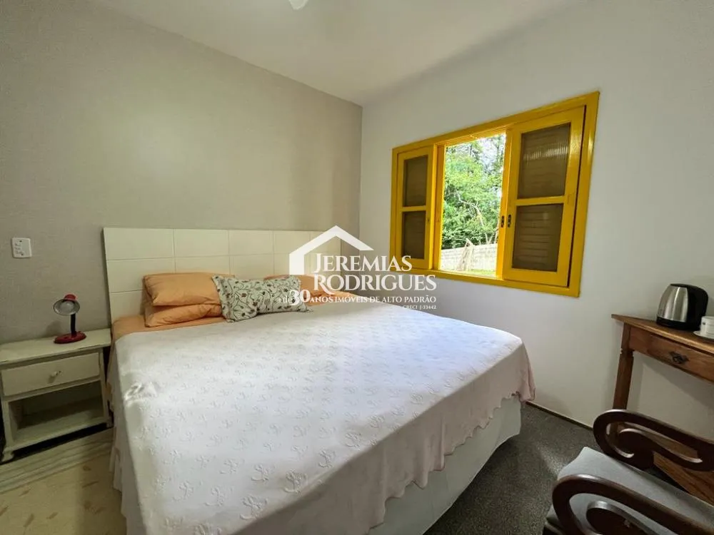 Chácara à venda com 2.000 m² no Condomínio Chácaras Cataguá, em Taubaté/SP.