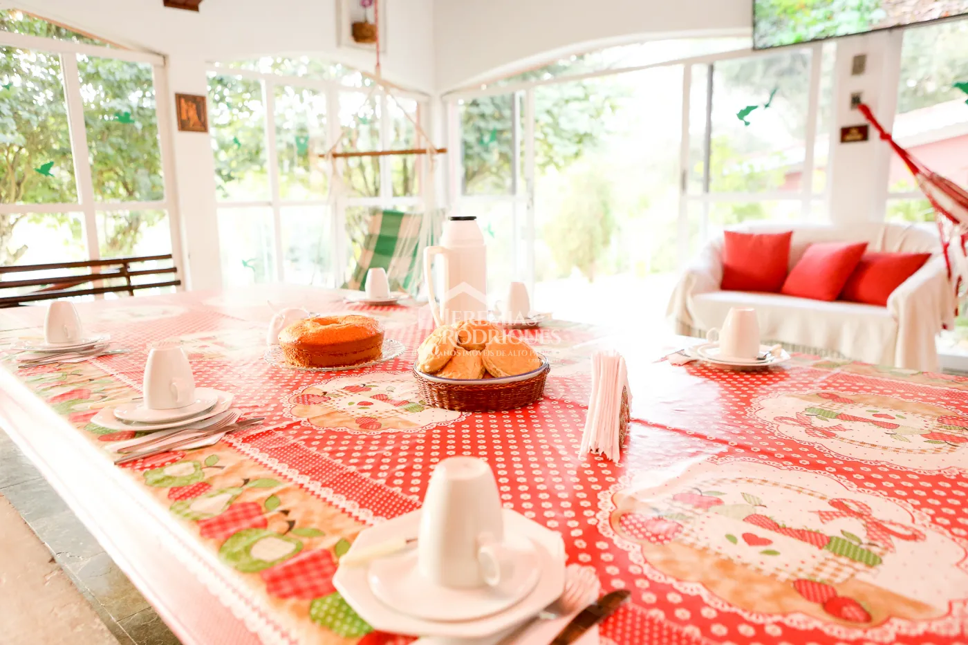 Chácara à venda no bairro do Sapucaí, em Sapucaí-Mirim/MG.