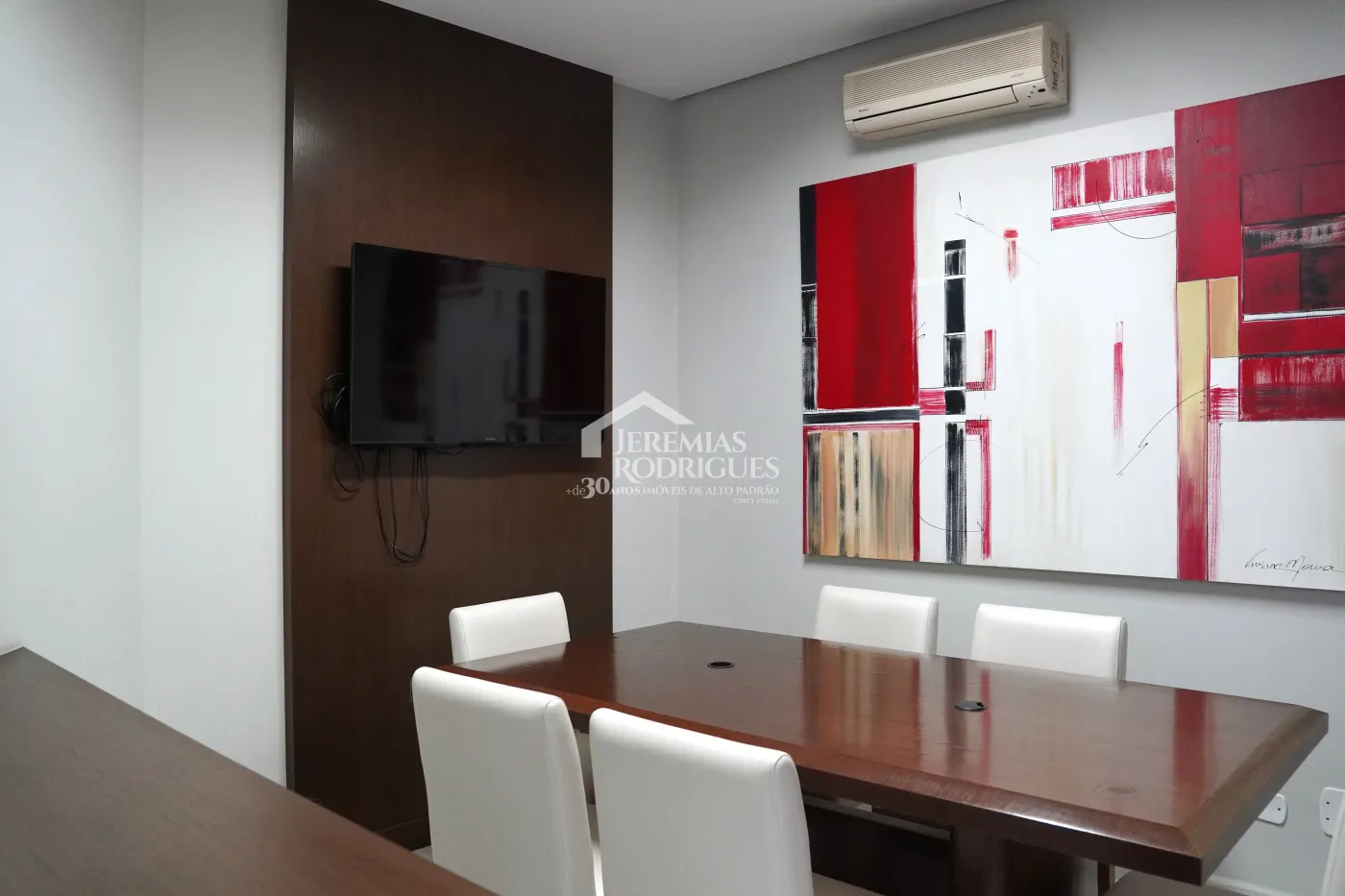 Prédio comercial com 568 m² -  Centro - Taubaté/SP