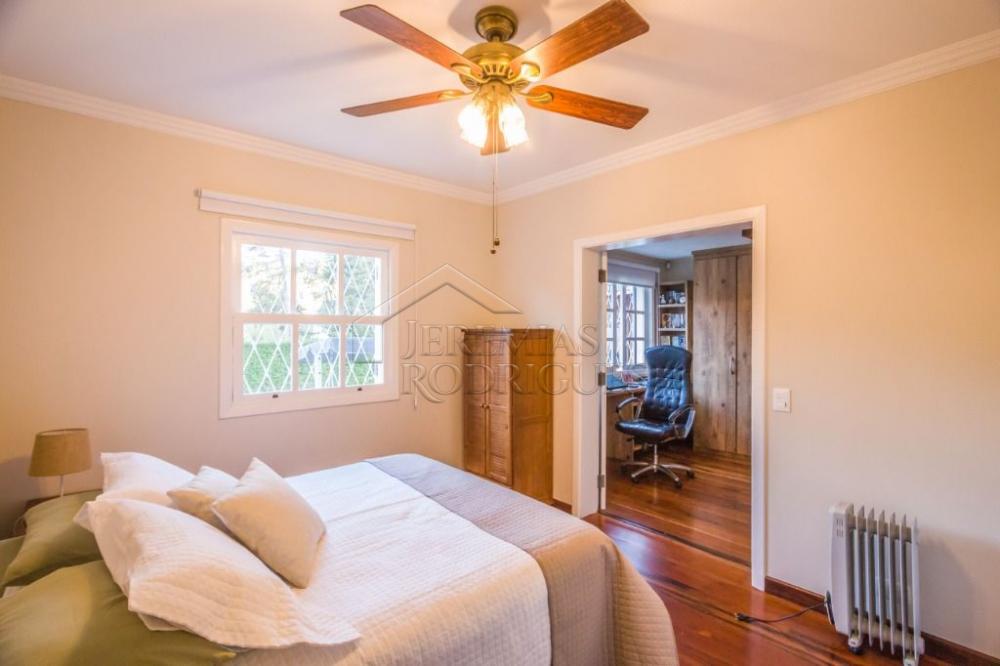 Casa à venda por R$ 3.200.000,00 - Campos do Jordão/SP