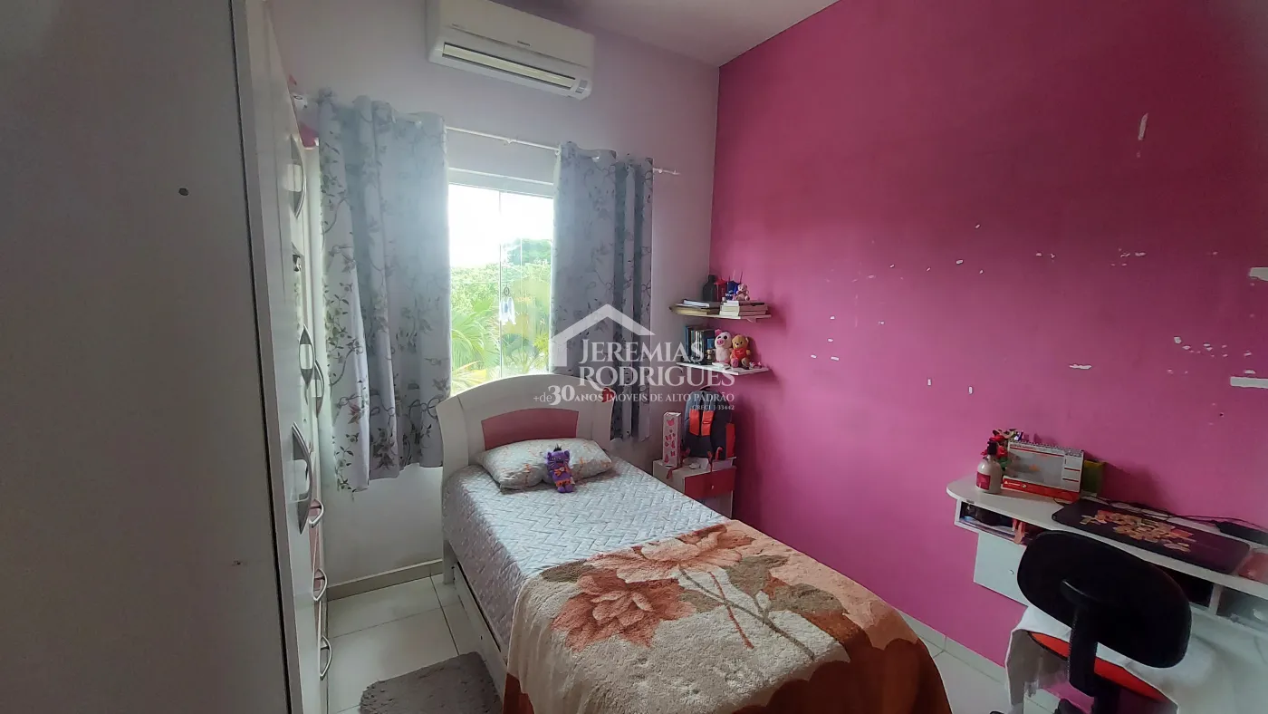 Casa à venda por R$ 800.000,00 - Pindamonhangaba/SP