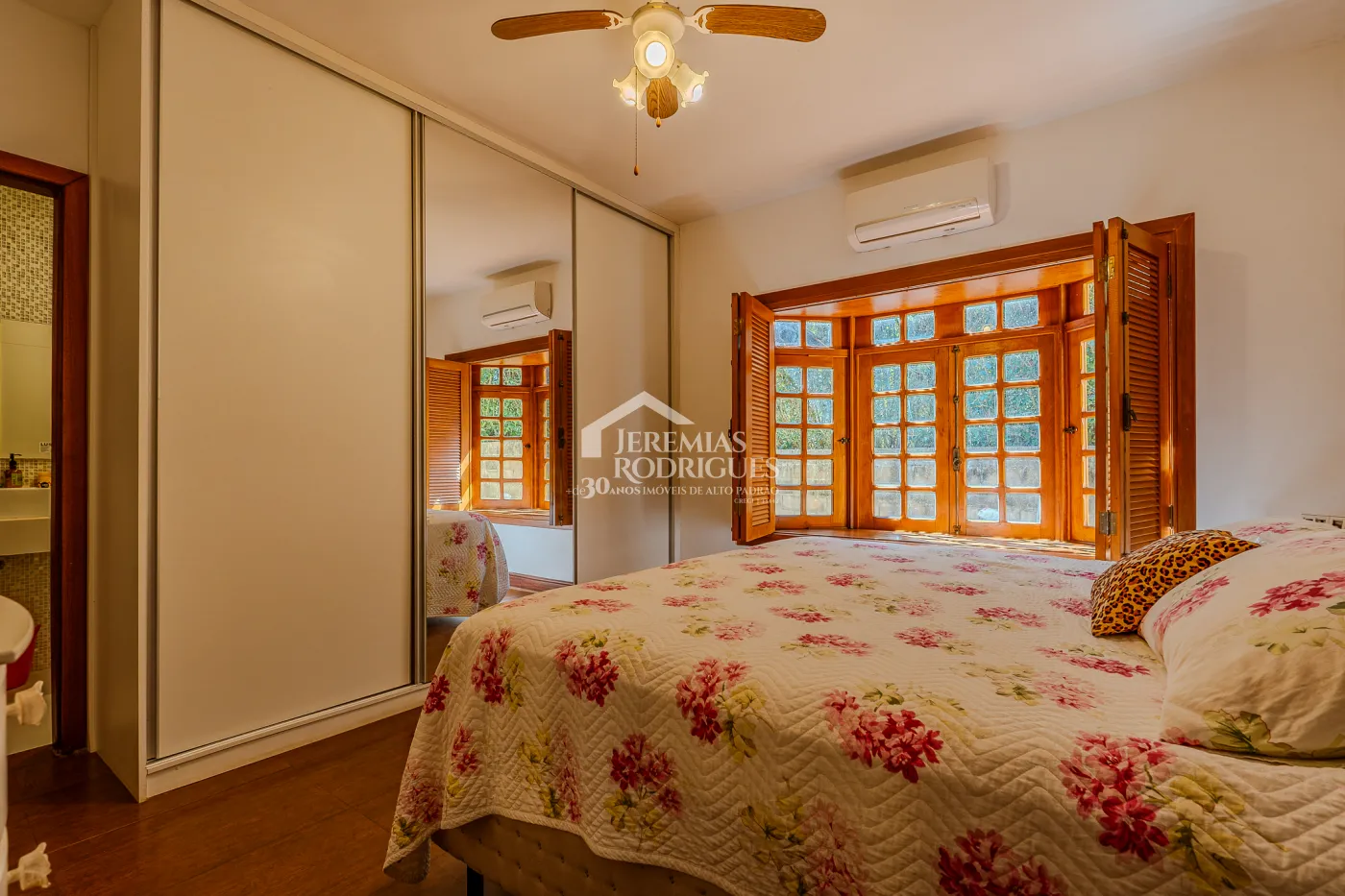 Fazenda à venda com 183.000 m² em Campinas/SP.