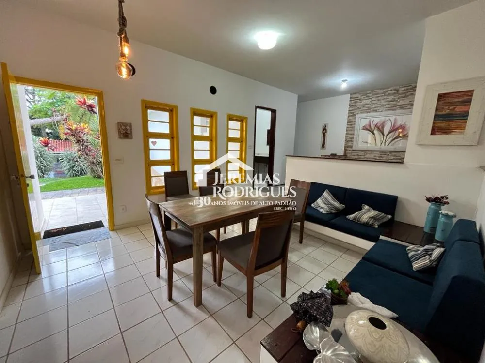 Chácara à venda com 2.000 m² no Condomínio Chácaras Cataguá, em Taubaté/SP.