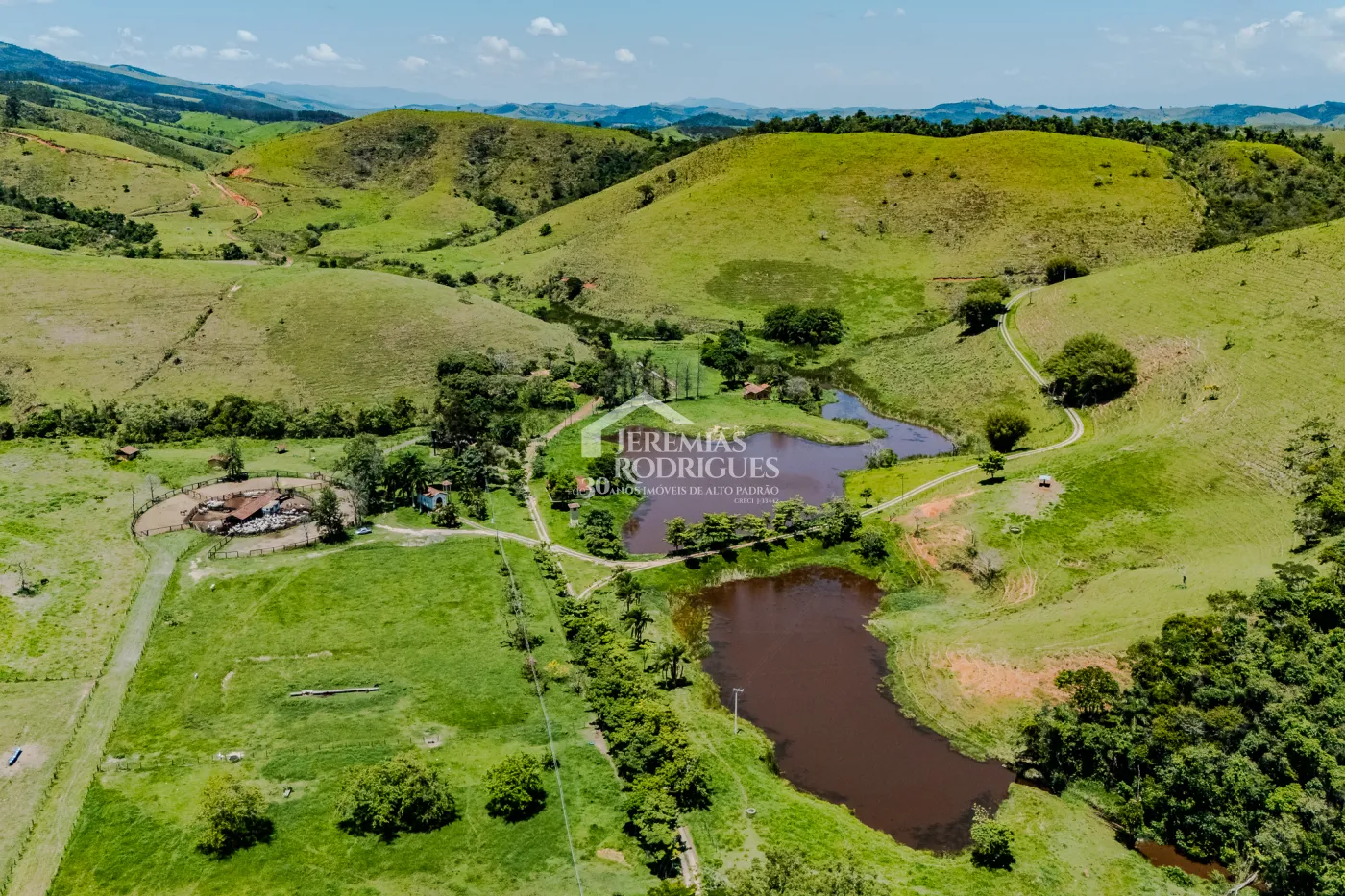 Fazenda à venda com 919,6 hectares em Cachoeira Paulista/SP.