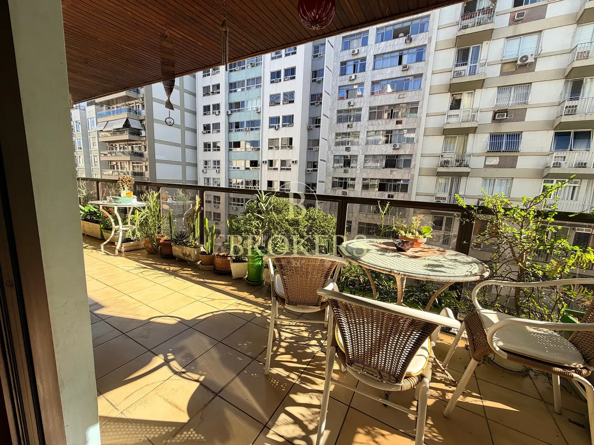 Apartamento modernizado à venda  junto ao Bairro Peixoto, Copacabana! Espaçoso 162m², Varandão, 3 q — foto 7