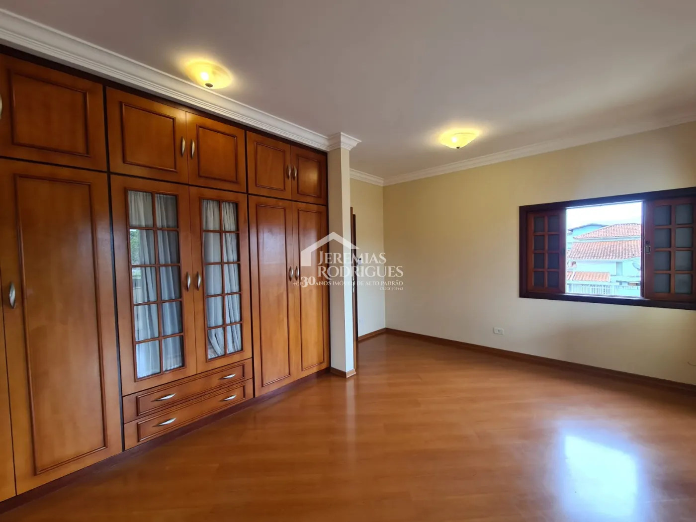 Casa com 3 dormitórios, 344 m² - Loteamento Village Tremembé - Tremembé/SP.