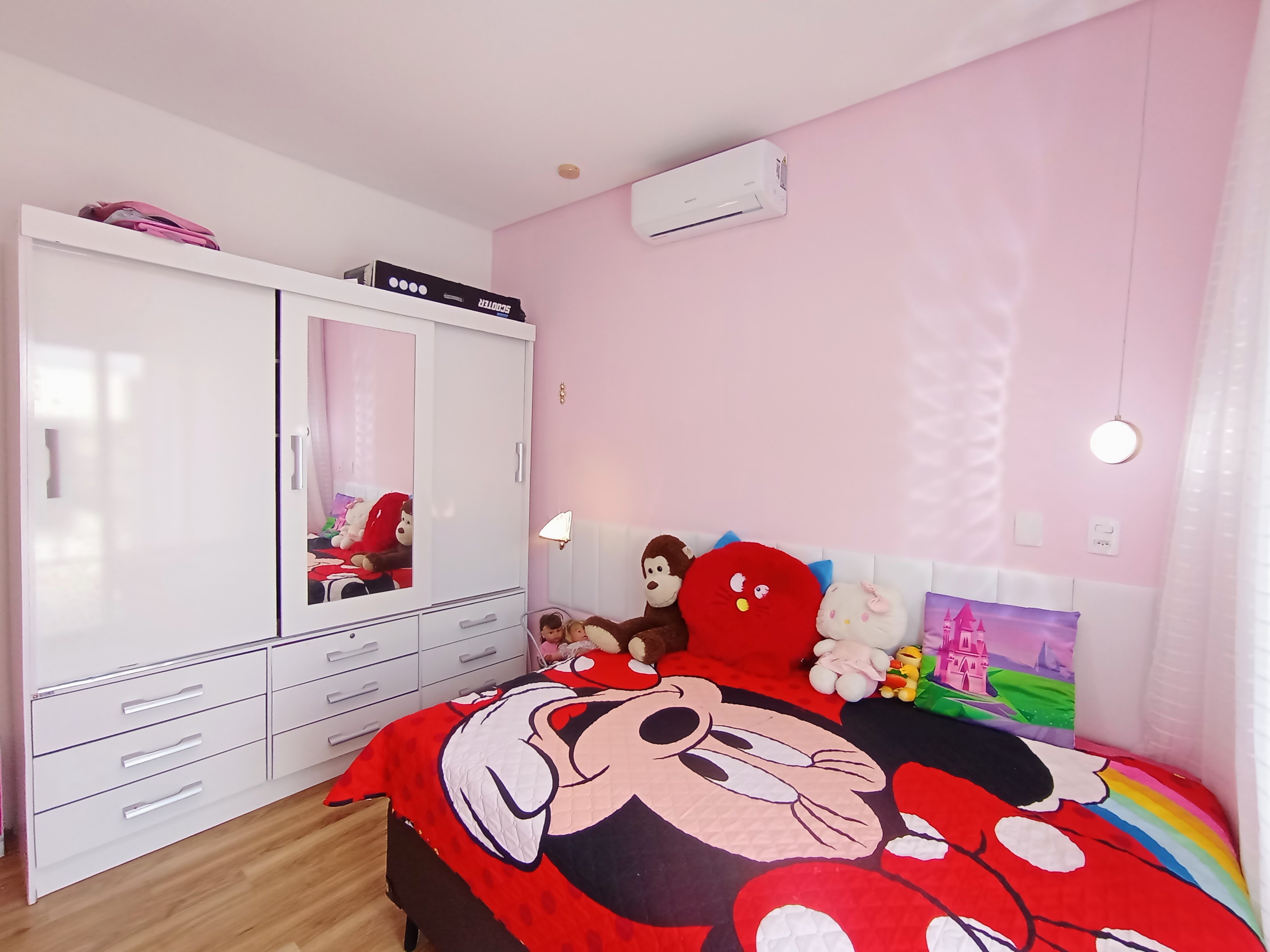 Casa à venda com 4 dormitórios no Condomínio Cyrela Landscape em Taubaté/SP.