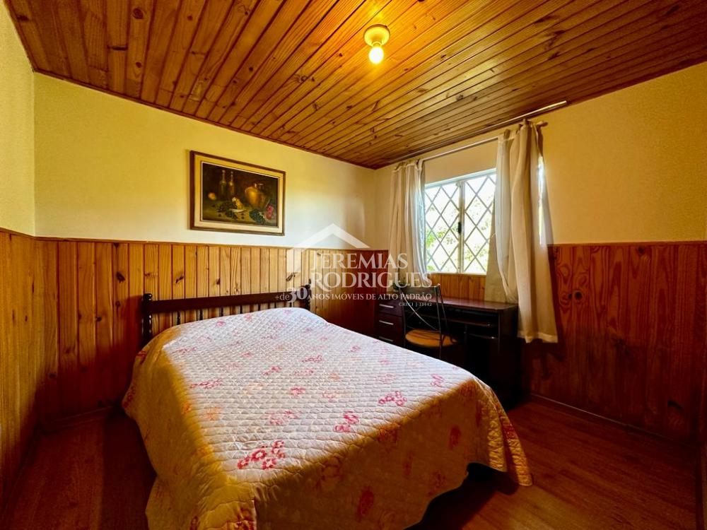 Sobrado em Condomínio com 4 dormitórios - Condomínio Colinas do Sol - Campos do Jordão/SP