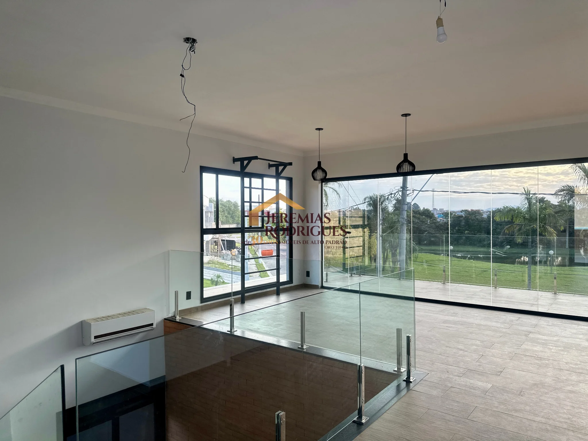 Casa para venda e locação no Condomínio Residencial Verdes Vales em Taubaté/SP.
