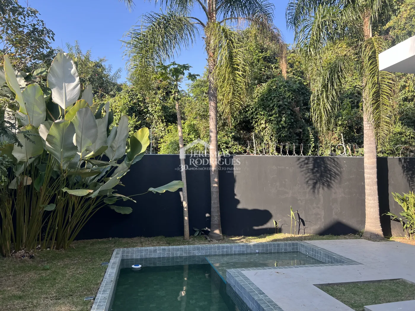 Casa com 4 suítes, 320 m² - Condomínio Taubaté Village - Taubaté/SP.