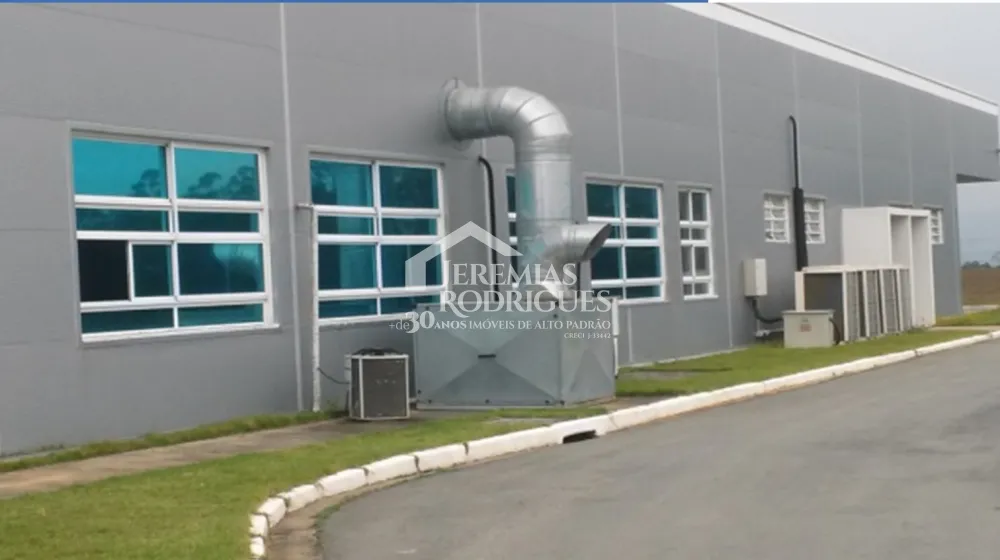 Excelente galpão padrão AA climatizado e com piso antiestático