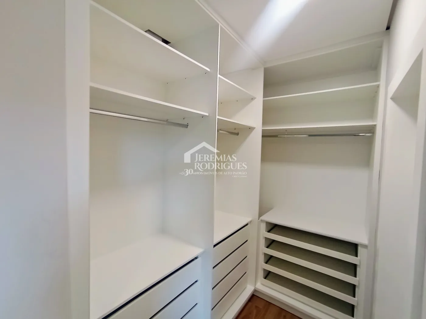 Casa mobiliada e decorada à venda com Exclusividade no Condomínio Cyrella Landscape em Taubaté/SP