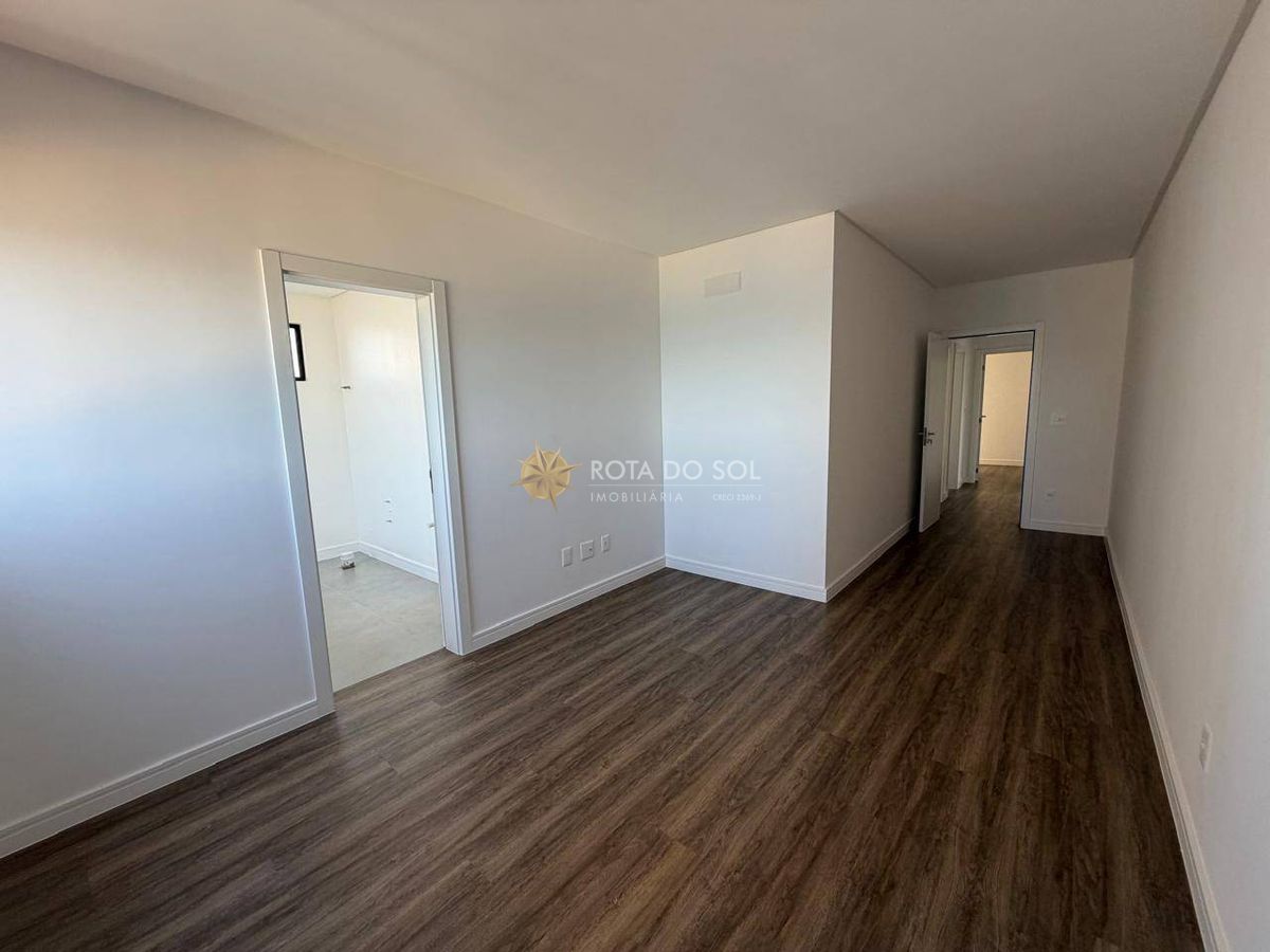 Diamond Tower Apartamento Quadra Mar 4 Suítes Meia Praia Itapema SC