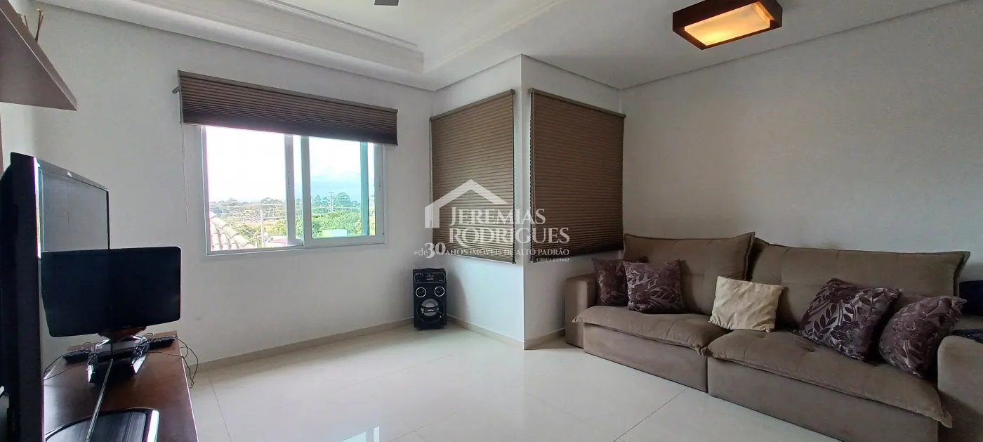 Casa disponível para venda e locação no Condomínio Colonial Village I em Pindamonhangaba/SP