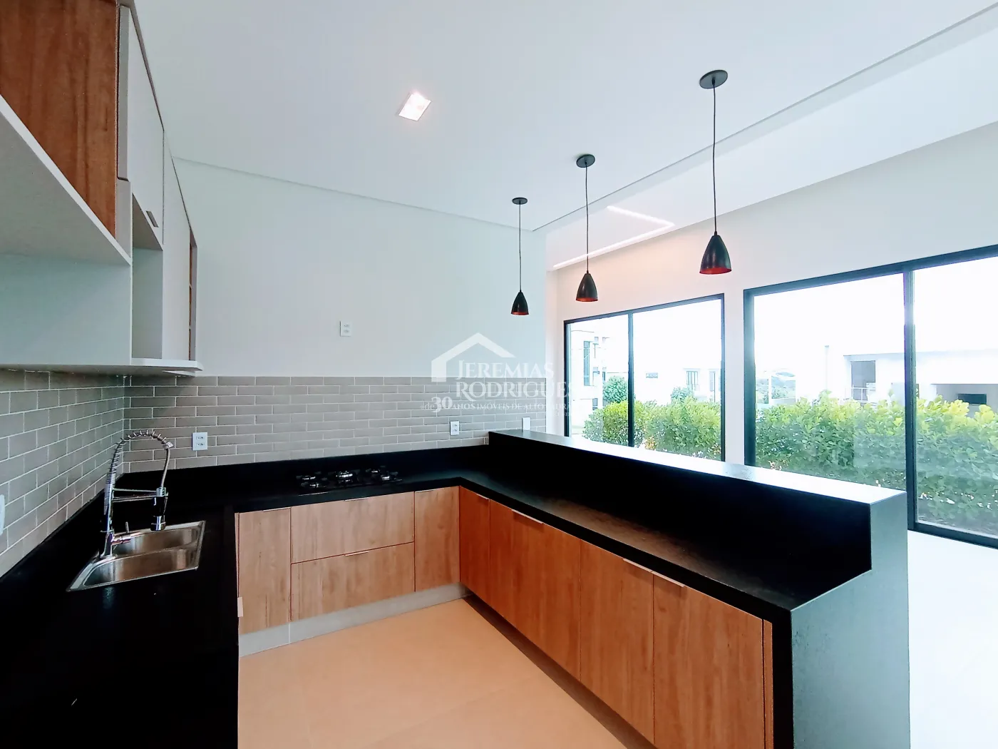 Casa à venda com 4 suítes no Condomínio Cyrella Landscape em Taubaté/SP