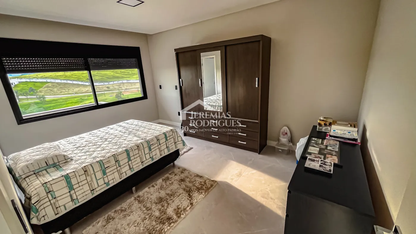 Casa com 3 suítes, 611 m² - Condomínio Village da Serra - Tremembé/SP