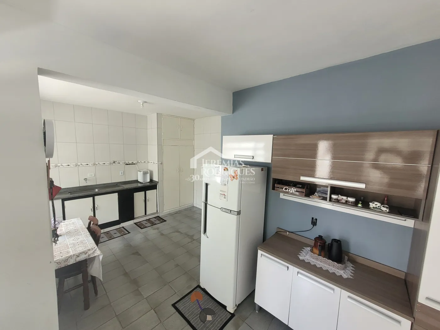 Casa para venda e locação com 3 dormitórios no bairro Bela Vista em Pindamonhangaba/SP