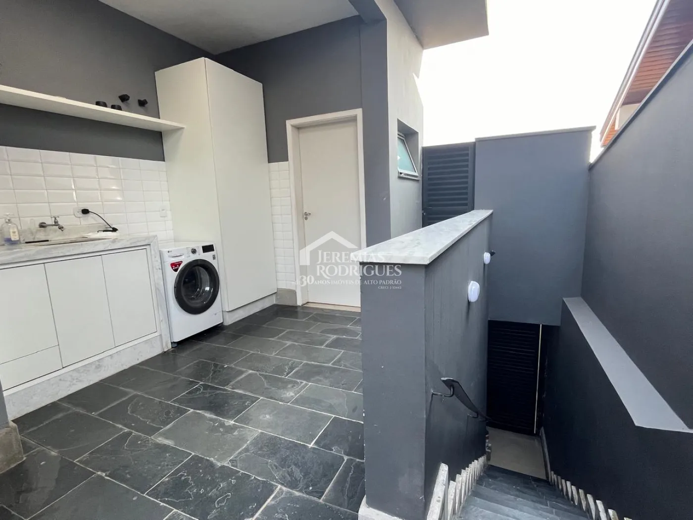 Casa com 3 dormitórios, 300 m² - Residencial Santa Helena - Caçapava/SP