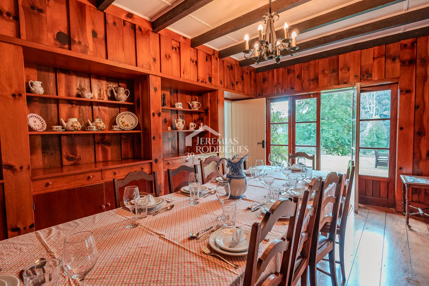 Casa com 9 dormitórios, 694 m² - Condomínio Reserva Figueiredo - Campos do Jordão/SP