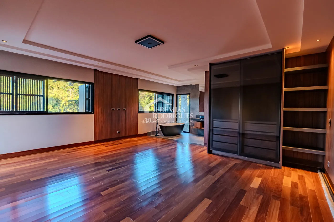 Casa de 2727 m² à venda por R$ 15.000.000,00 - Campos do Jordão/SP