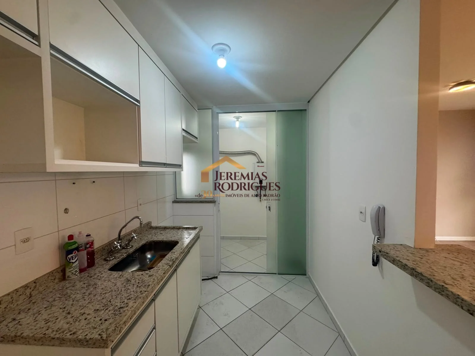 Apartamento para venda e locação no Condomínio Camburi em Taubaté/SP
