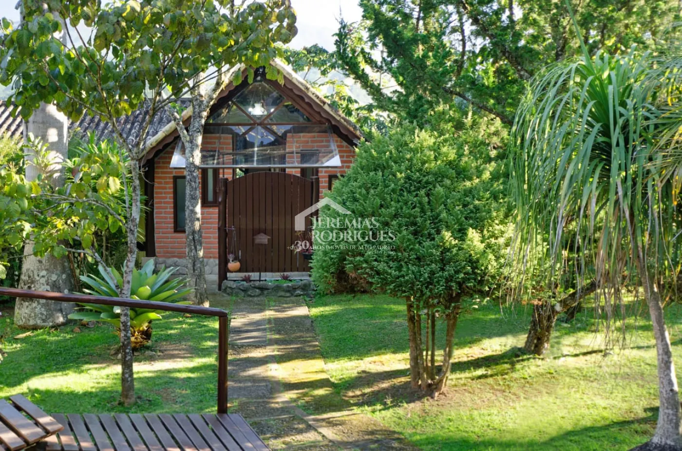 Pousada com 900 m² - Visconde de Mauá/RJ