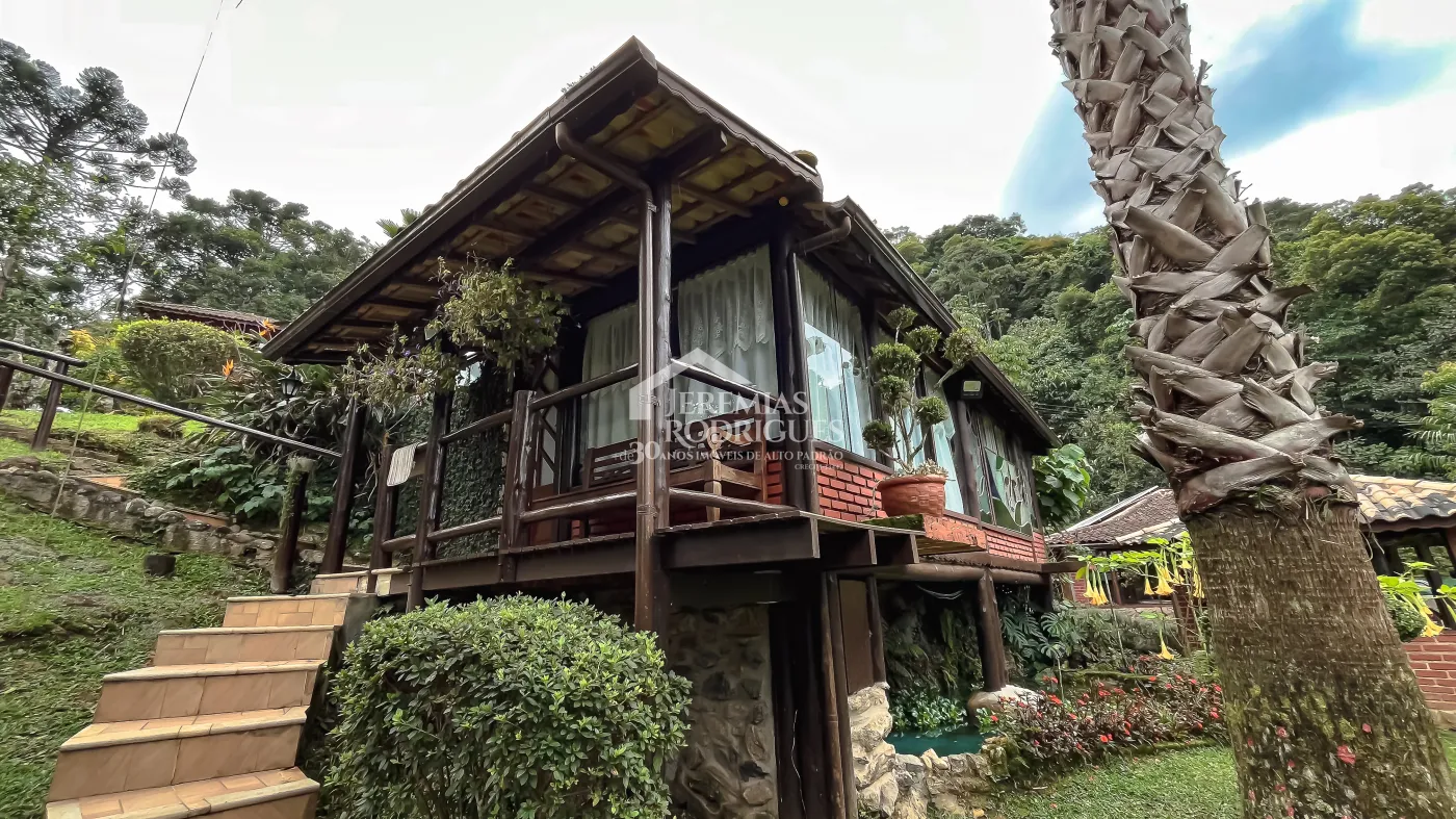 Pousada com 900 m² - Visconde de Mauá/RJ