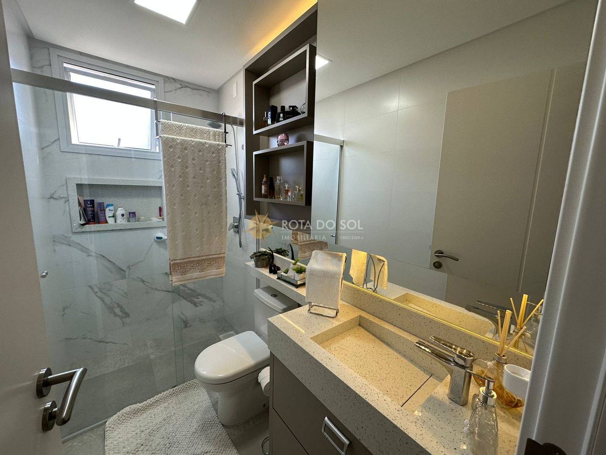 Sole del Mare Apartamento 3 Suítes e 2 vagas na Meia Praia