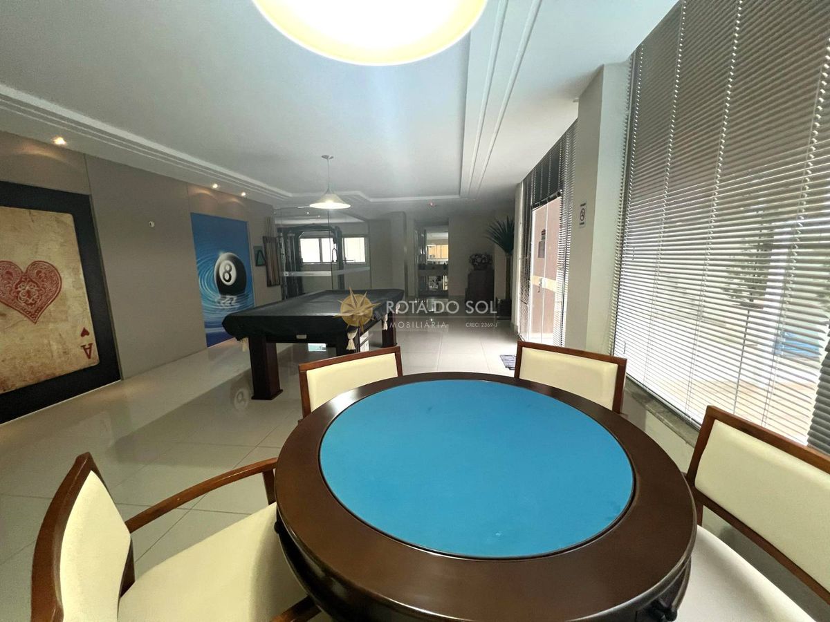 Kandinsky Apartamento 3 Suítes Meia Praia Itapema SC