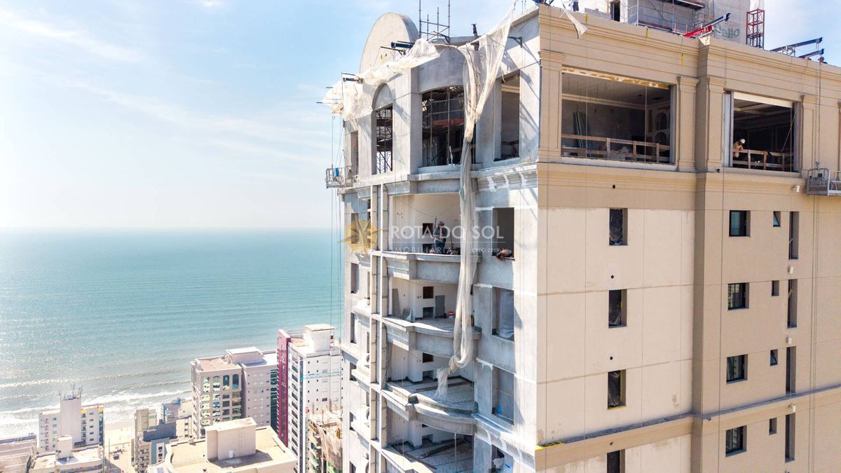 Maison Lafayette Apartamento 4 Suítes Meia Praia Itapema SC