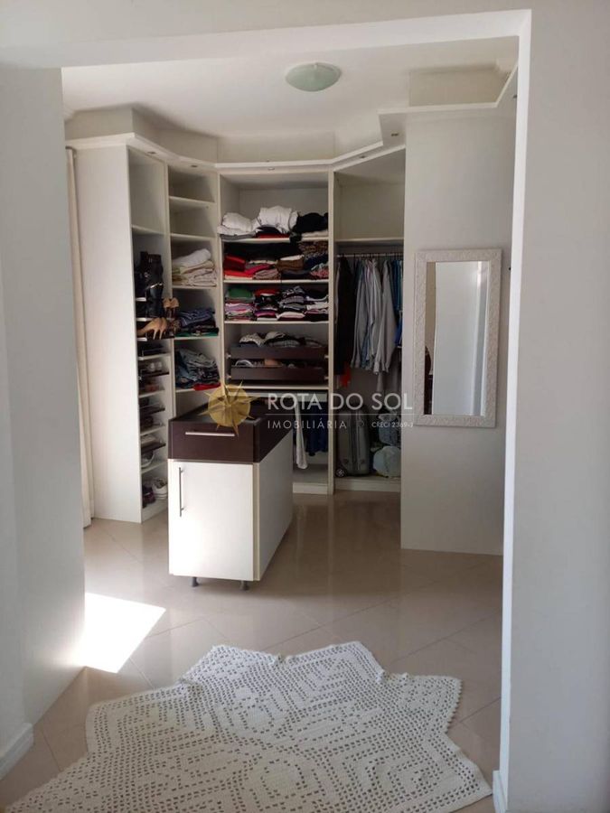 Salvador Dalí Apartamento 3 Quartos Meia Praia Itapema SC