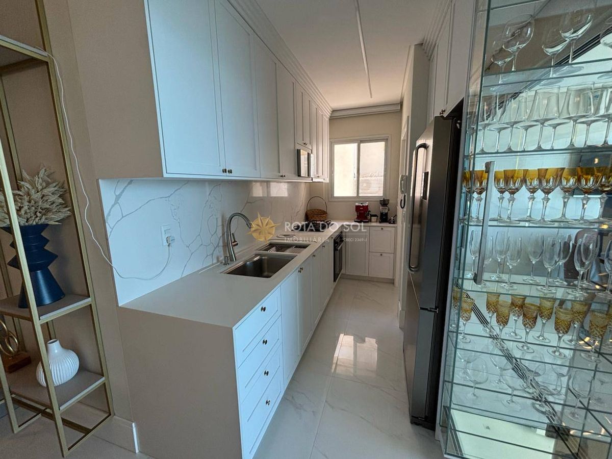 Apartamento Frente Mar 3 Suítes Canto da Praia Itapema SC — foto 6