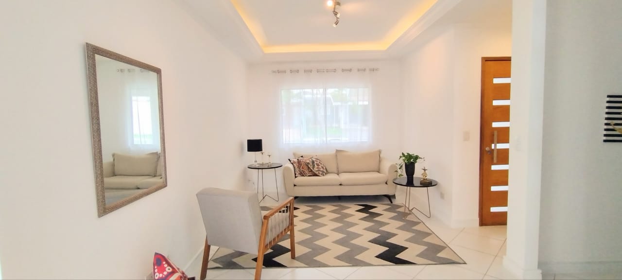 Casa à venda com 3 dormitórios no Condomínio Floradas da Serra em São José dos Campos/SP.