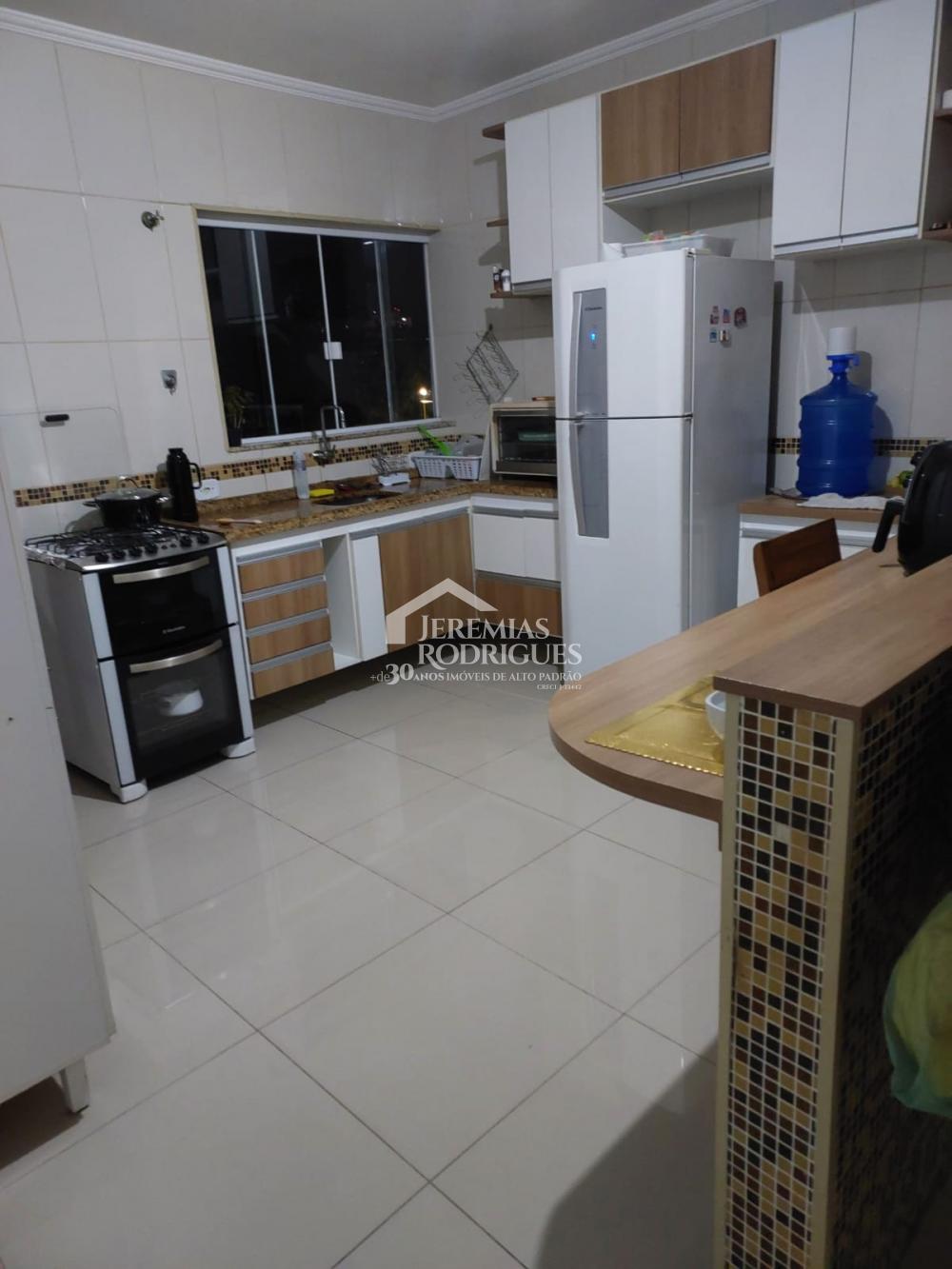 Casa com 5 dormitórios, 178 m² - Jardim das Nações - Taubaté/SP