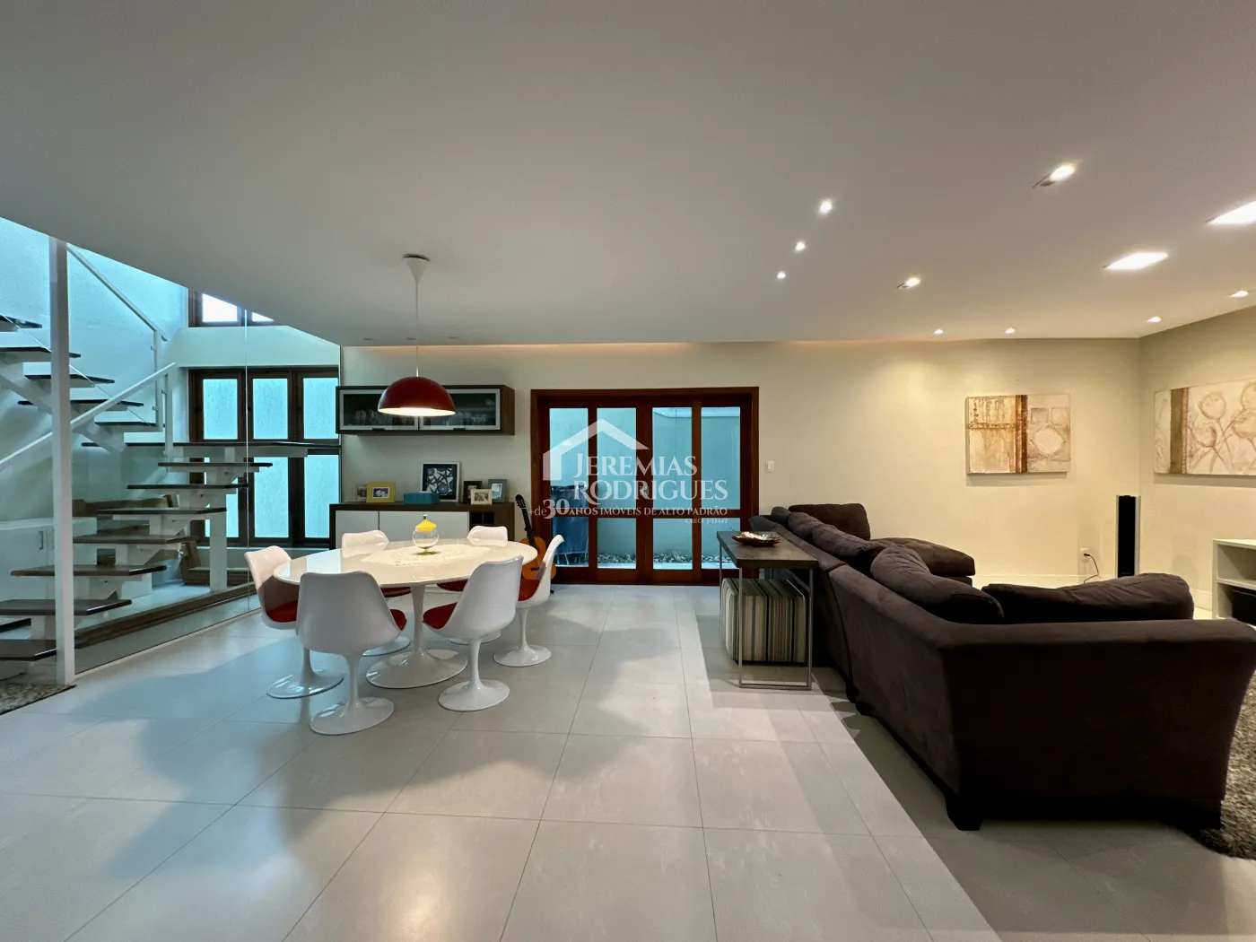 Casa com 3 suítes, 386 m² - Condomínio Taubaté Village - Taubaté/SP