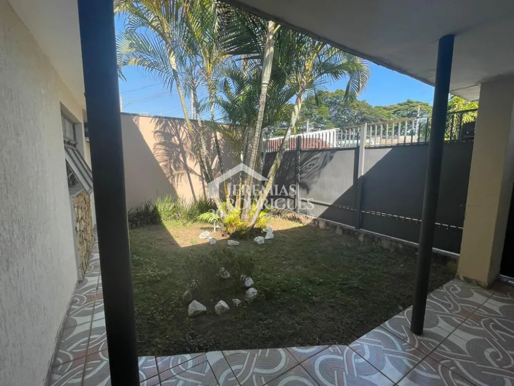 Casa com 4 dormitórios, 160 m² - Chácara do Visconde - Taubaté/SP