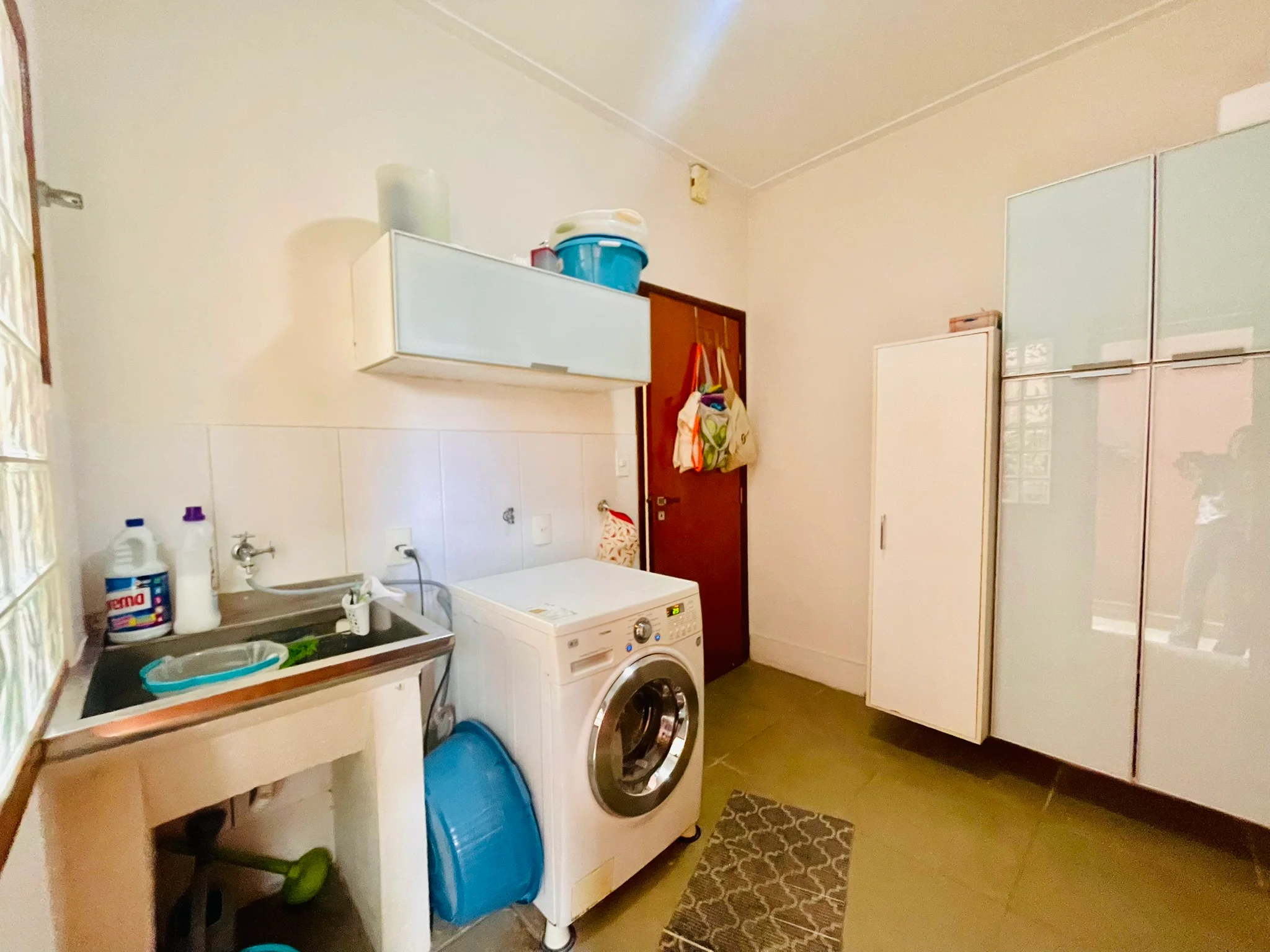 Casa com 3 dormitórios à venda no Condomínio Real Ville em Pindamonhangaba/SP