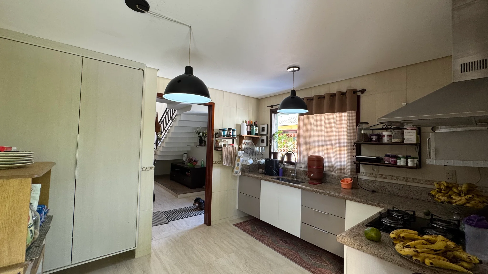 Casa e terreno á venda no Condomínio Campos do Conde III em Tremembé/SP.