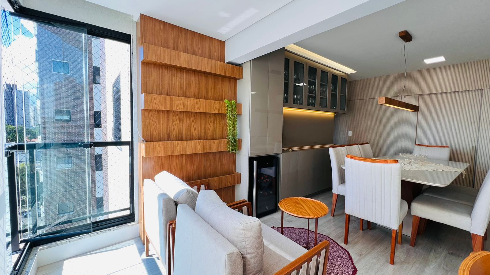 Apartamento à venda com 3 dormitórios, 109 m² no Condomínio Lucca em Taubaté/SP.