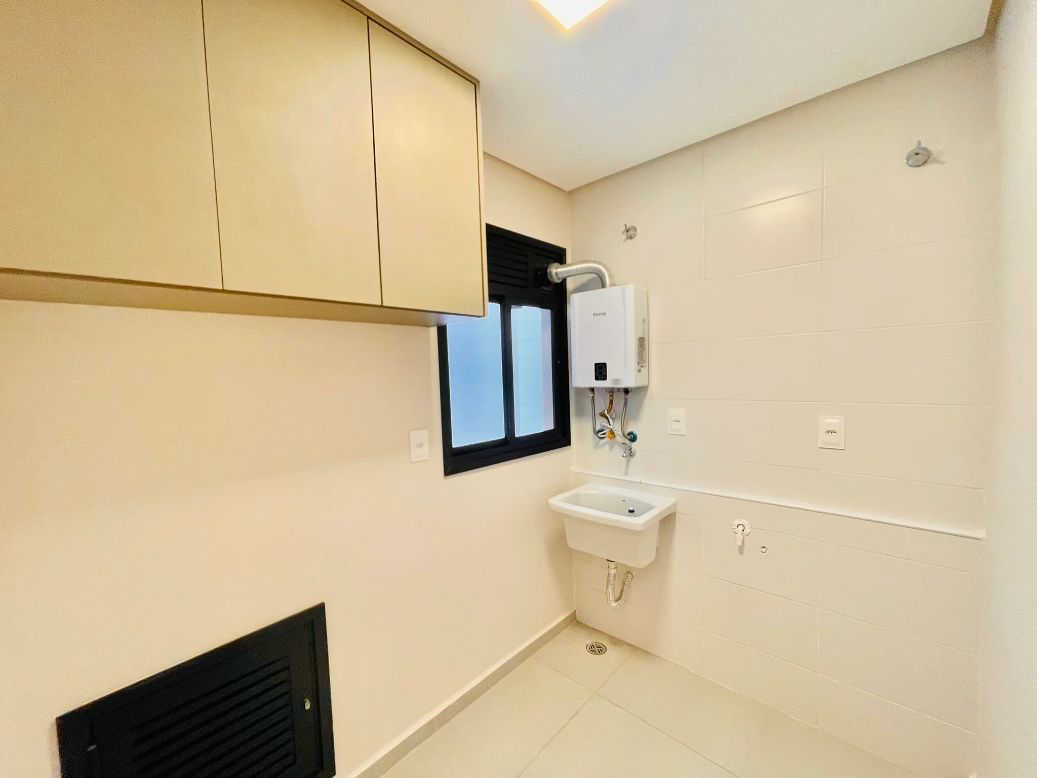 Apartamento para venda e locação com 3 dormitórios no Condomínio Lucca em Taubaté/SP. 
