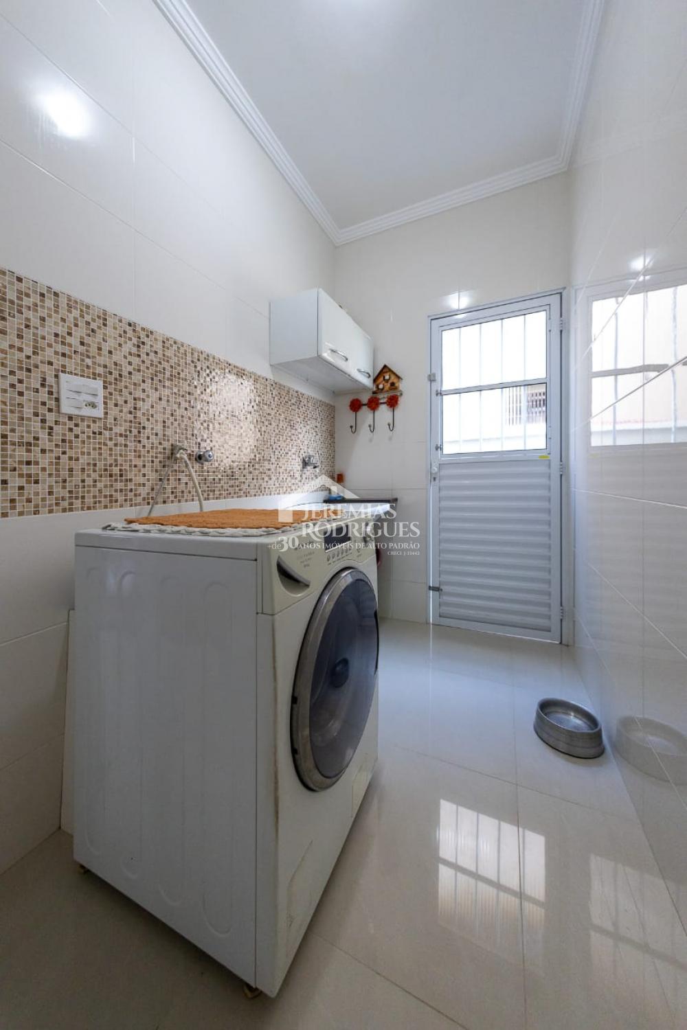 Casa à venda com 3 dormitórios no baoirro Parque das Fontes em Tremembé/SP