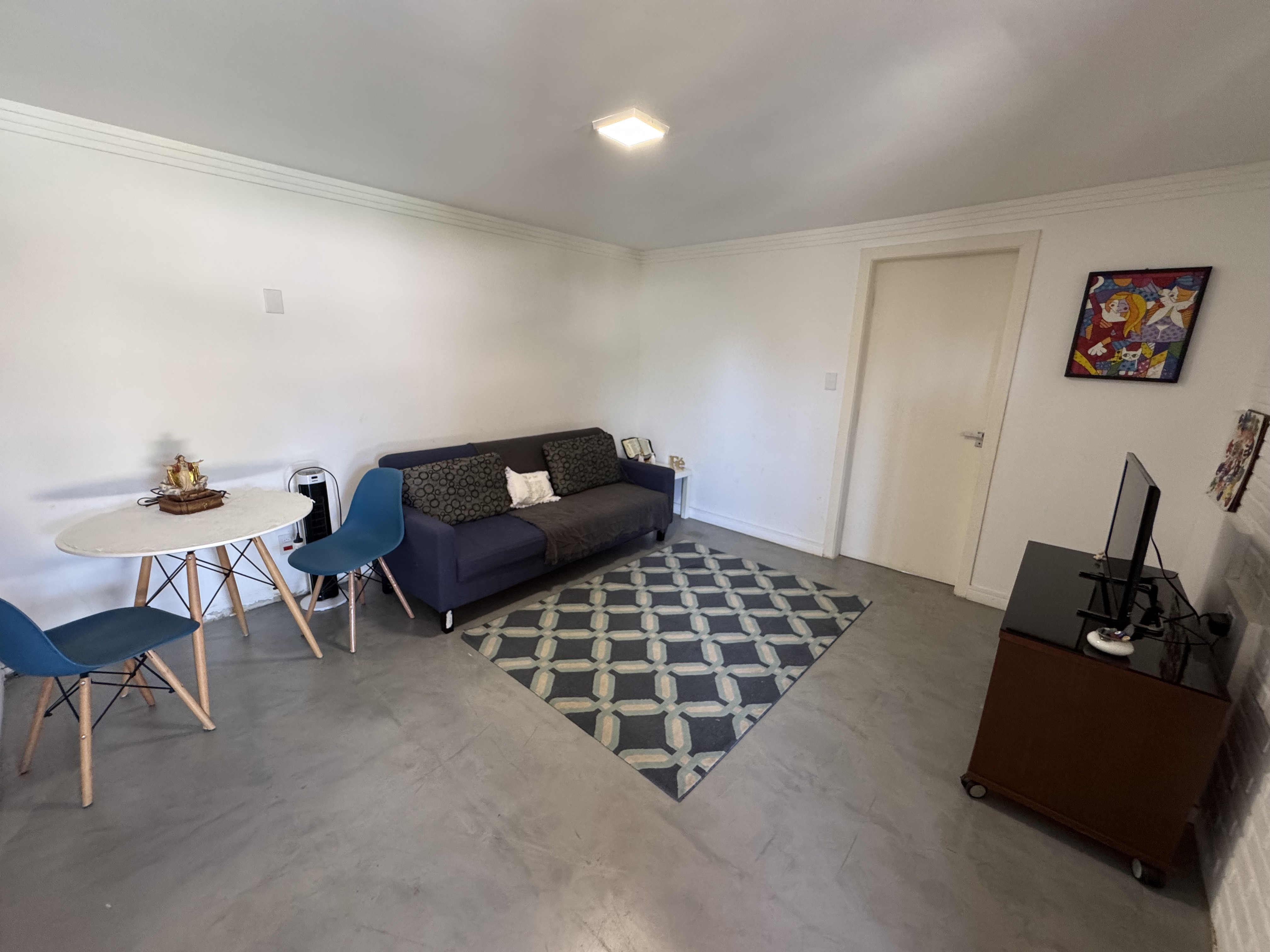 Casa à venda com 4 dormitórios no Condomínio Village Paineiras em Pindamonhangaba/SP.