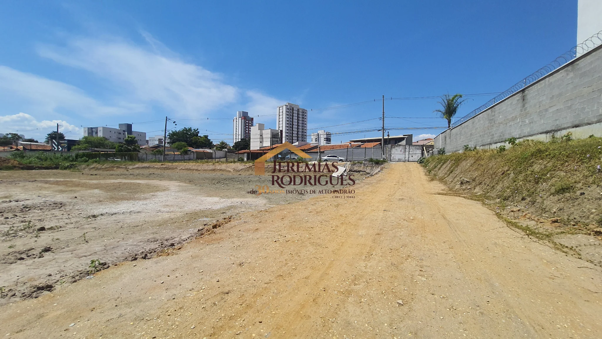 Terreno comercial à venda no bairro Vila São José em Taubaté/SP. — foto 14