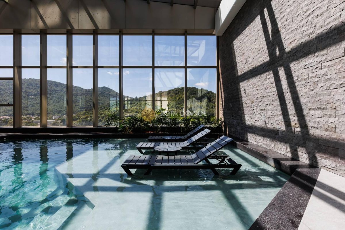 Yachthouse Apartamento Alto Padrão 4 Suítes no Centro de Balneário Camboriú SC