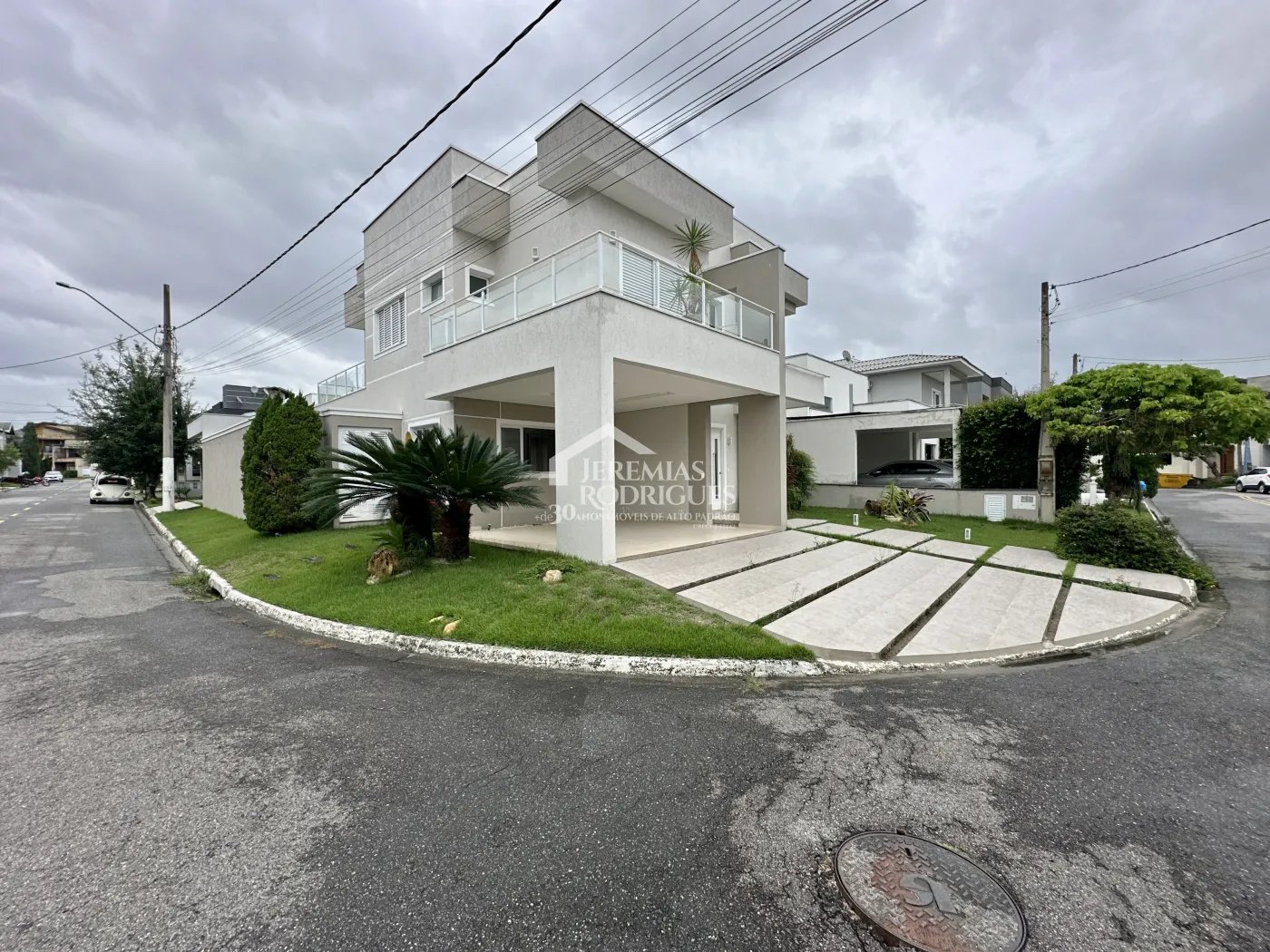 Casa com 3 dormitórios, 237 m² - Campos do Conde Chamboard - Tremembé/SP.