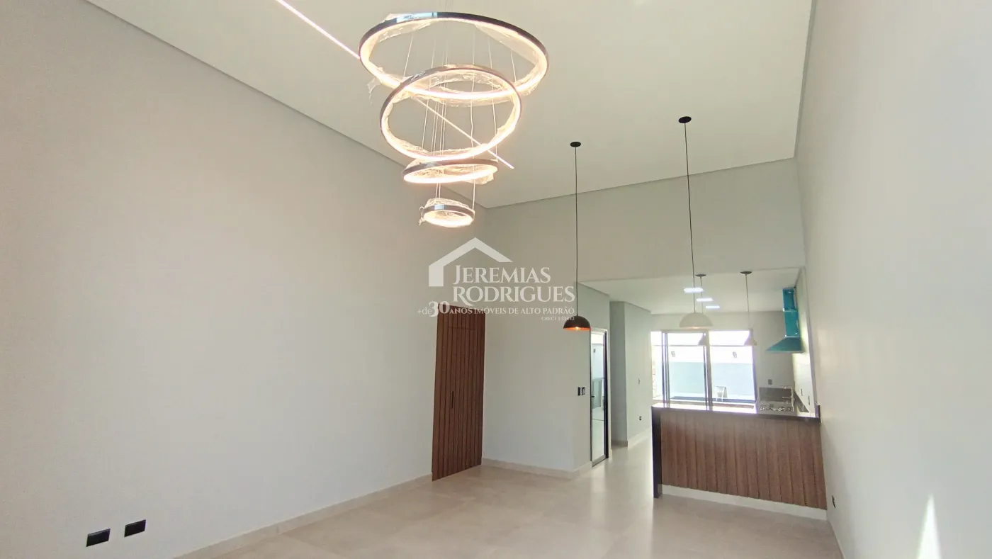 Casa à venda com 3 dormitórios no Condomínio Pérola do Vale em Tremembé/SP.