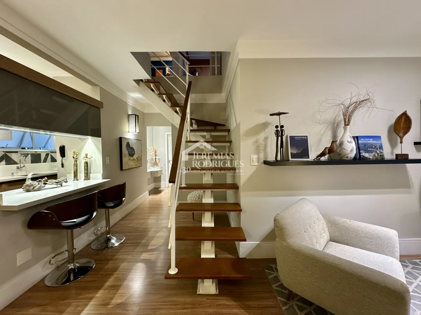 Apartamento com 2 dormitórios, 171 m² - Edifício Solar dos Juritis - Taubaté/SP.