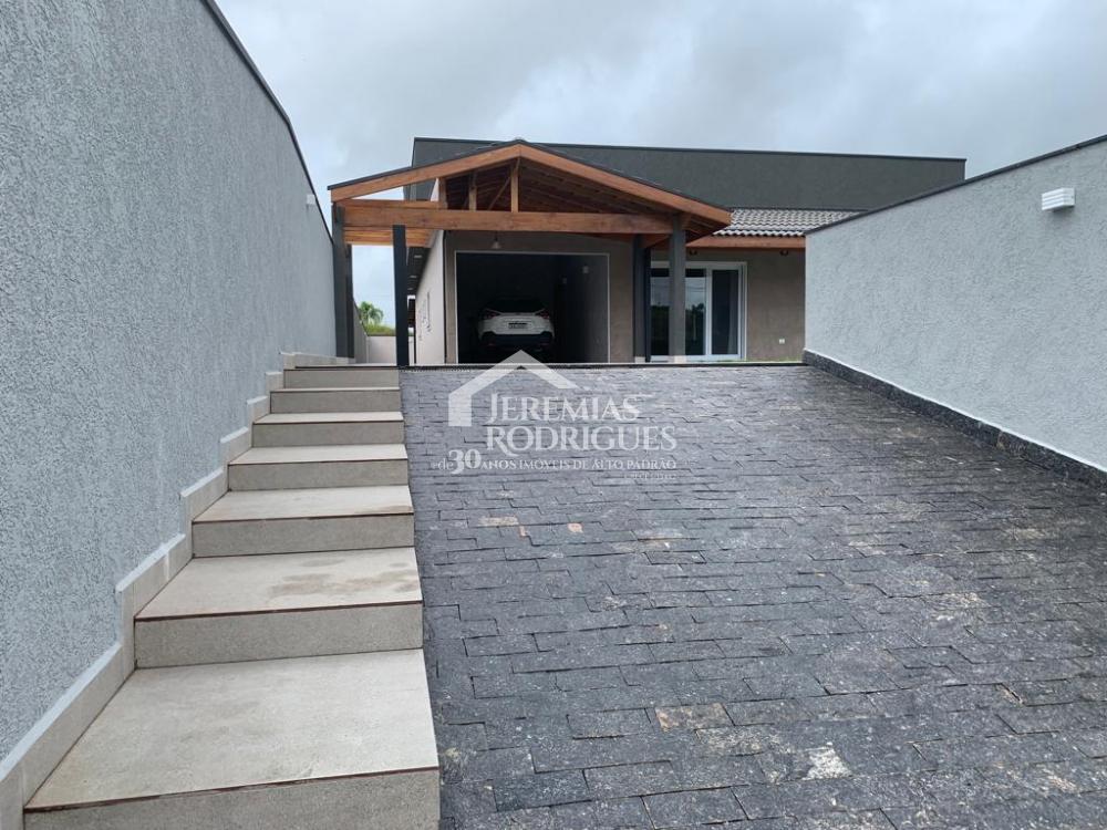 Casa à venda com 4 dormitórios no Condomínio Campos do Conde Taubaté em Taubaté/SP